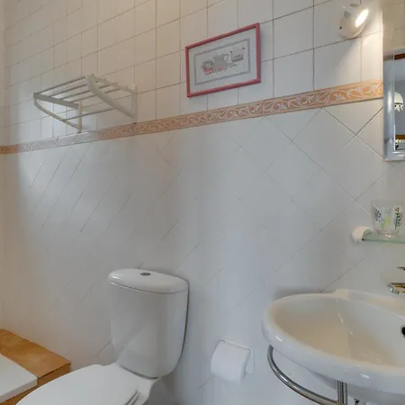 Sa Dias House By Ah Nyaraló